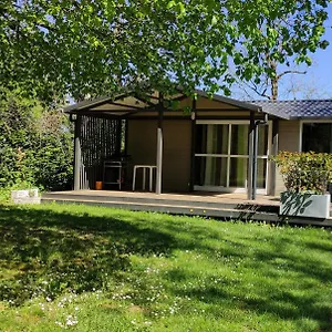 Camping Au Tour De L'aveyron, LʼHospitalet-du-Larzac